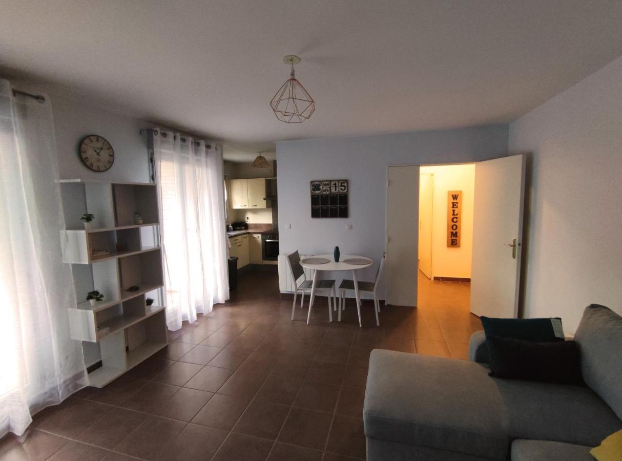 Appartement Avec Jardin Et Terrasse Pres De Paris Mantes-la-Jolie Ngoại thất bức ảnh