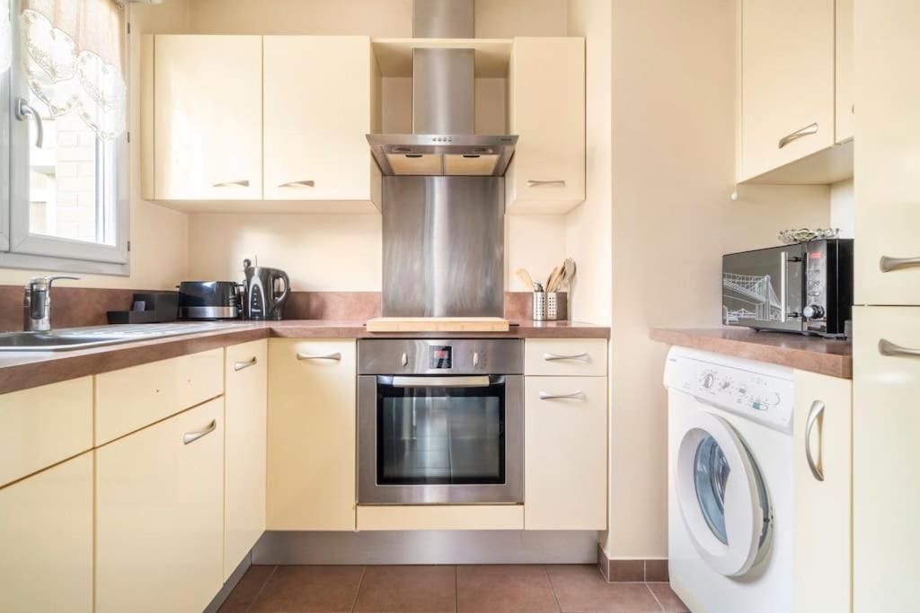 Appartement Avec Jardin Et Terrasse Pres De Paris Mantes-la-Jolie Ngoại thất bức ảnh